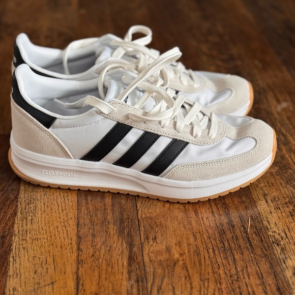 Adidas Women's Cream and Black Sneakers - Picture 4 of 6